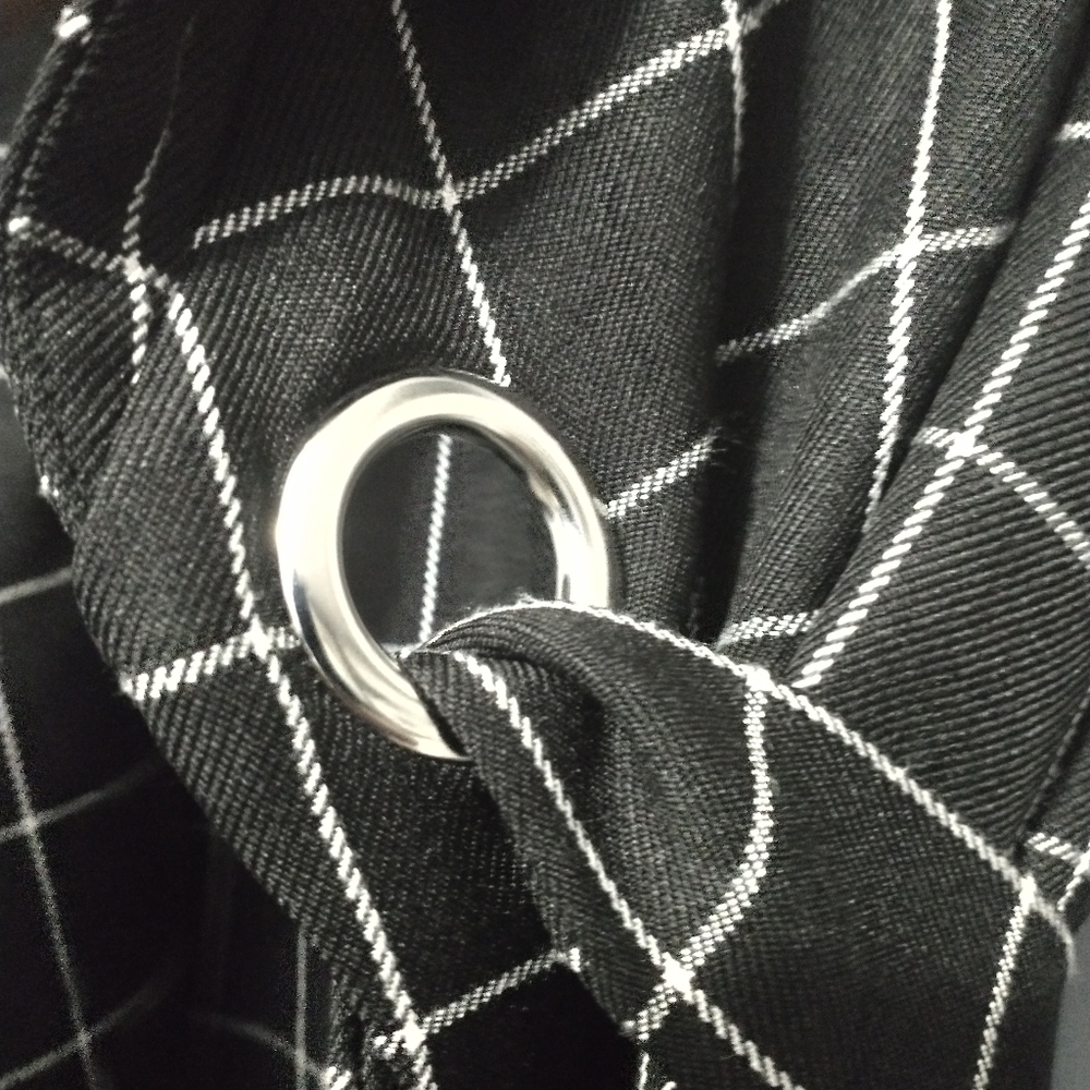 Blazer - Picture 2 of 5